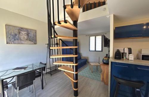 Coly Apartment | Charmant studio avec jardin privatif au cœur de la Dordogne - FR-1-616-329