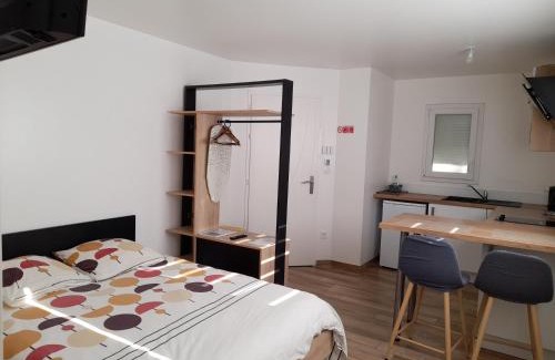 La Roche-sur-Yon Apartment | CHARMANT STUDIO DANS UNE MAISON NEUVE