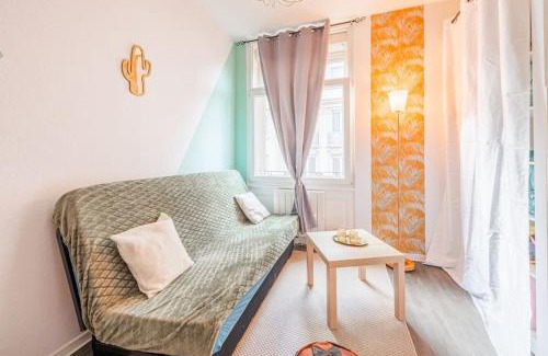 Poincare Apartment | Charmant Studio Halles