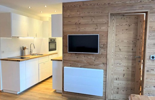 Les Claux Apartment | Charmant T2 cabine, rénové, 6 couchages, à 20m des pistes, parking privé – Vars Les Claux - FR-1-330B-208