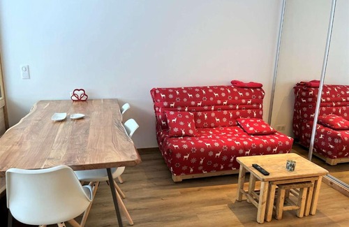 Les Claux Apartment | Charmant T2 cabine, rénové, 6 couchages, à 20m des pistes, parking privé – Vars Les Claux - FR-1-330B-208