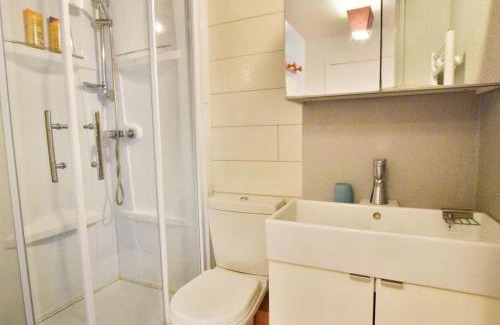 Bernex Apartment | Charmant T2 de 23m² à Bernex, proche pistes et randonnées, avec balcon et tout équipé - FR-1-498-34