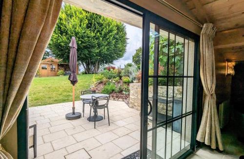 Paulnay Bed & Breakfast | Charmante Chambre d'Hôtes avec Piscine Chauffée et Terrasse Privative dans le Parc de la Brenne - FR-1-591-597