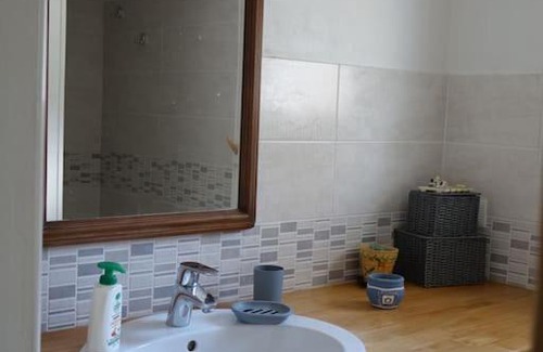 Plouegat-Guerand House | Charmante longère près des côtes Finistériennes