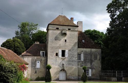 Trateau House | Charmante maison à la campagne, animaux acceptés, internet inclus - FR-1-489-64