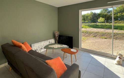 Saint-Jean-d'Eyraud House | Charmante Maison À La Campagne