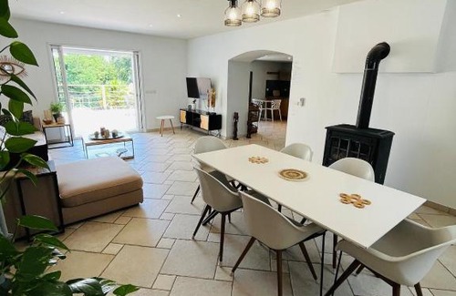 Vienne House | Charmante maison, 3 chambres et parking, Vienne