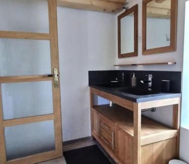 Entremont-le-Vieux House | Charmante maison au désert d'Entremont