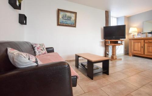 Saint-Clement-Rancoudray House | Charmante Maison Au Calme