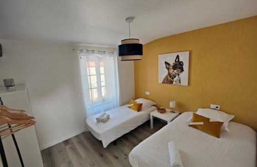 Petit Bourg House | Charmante maison de Ville , 4 personnes , LES HERBIERS