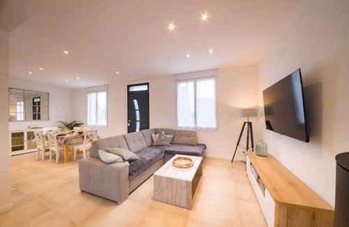 Ploudalmezeau House | Charmante Maison à 200 m de la Plage Entièrement Renovée