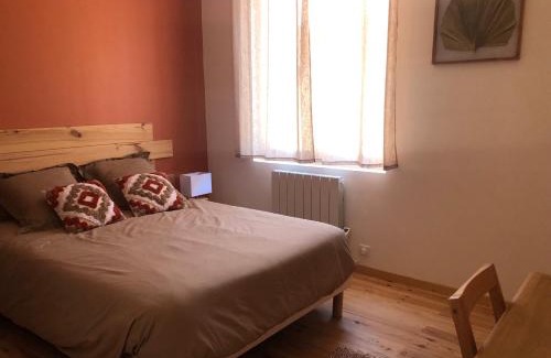 Les Romains House | Charmante petite maison proximité Vichy centre