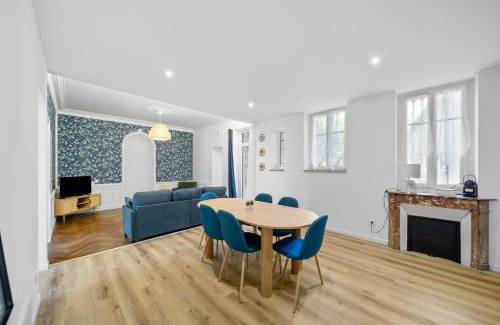 Faubourg North Apartment | Charme & confort avec extérieur privatif en ville