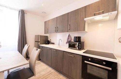 Riez Apartment | Charme et caractère au centre classé 3 étoiles