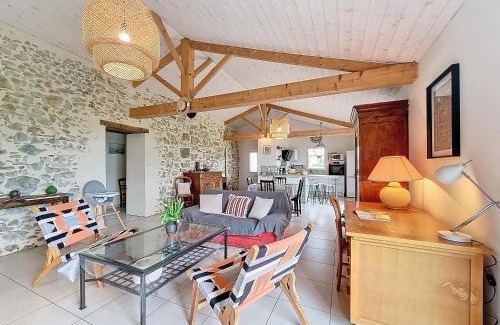 Saint-Prouant House | Charme et confort en campagne, WIFI