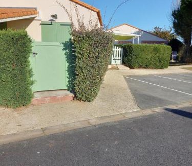 Les Mathes House | Charmilles