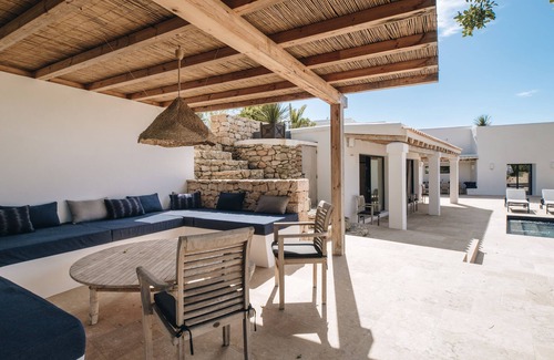 Sant Josep de sa Talaia Villa | Charming Finca completely renovated