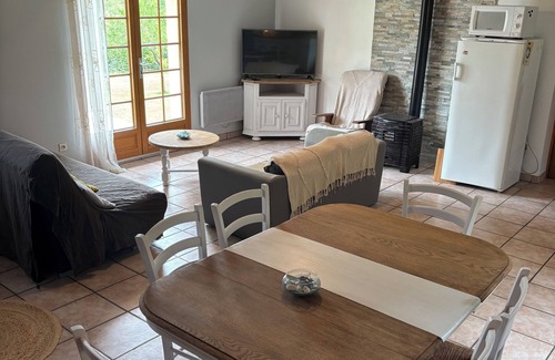 Mauzac-et-Grand-Castang House | Charming Périgord house with above-ground pool