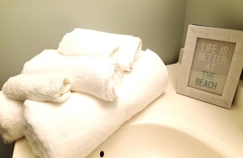 Ferndale Apartment | Charming 1 BDApt - 6 Minutes from BWI Airport, close to Ft. Meade and Baltimore