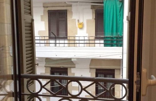 Old Town Apartment | Charming 1-Bed Apartment in San Sebastian