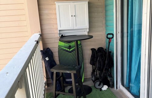 North Beach Condo | Charming 1-bedroom condo in delightful Corpus Christi with AC