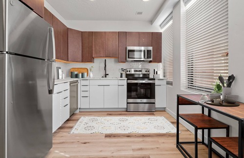 Rio Grande Apartment | Charming 1-bedroom Loft in Downtown Salt Lake City with WiFi, Free parking -212