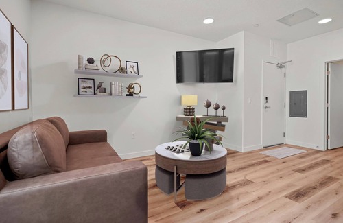 Rio Grande Apartment | Charming 1-bedroom Loft in Downtown Salt Lake City with WiFi, Free parking -212