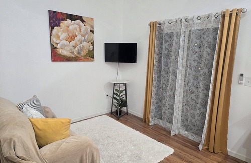 Moreno Valley House | Charming 1-bedroom 500 Sq. Ft. back house in nice neighborhood of Moreno Valley,