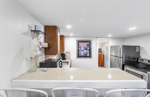 Pompano Beach Cottage | Charming 1-bedroom cottage with AC and WiFi in Pompano Beach