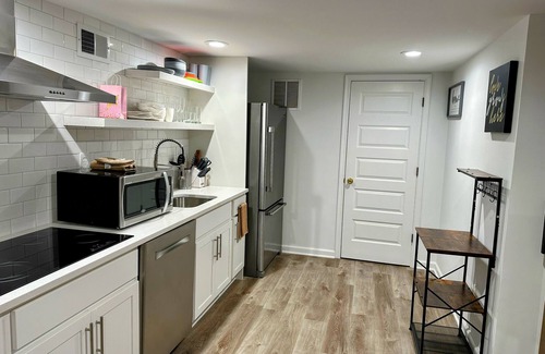 Downtown Baltimore House | Charming 1-bedroom, 1 bathroom townhome in awesome Baltimore with WiFi, AC