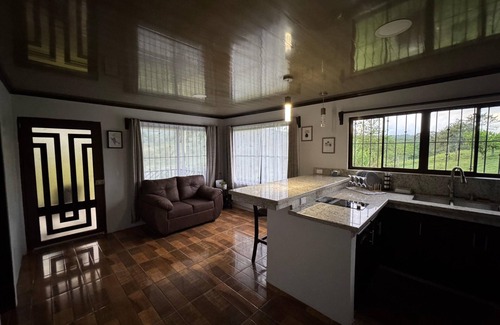 Palma Apartment | Charming 1-bedroom apartment in delightful La Fortuna with WiFi, AC
