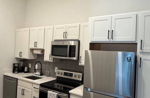 Downtown Baltimore Apartment | Charming 1-bedroom apartment in terrific Baltimore with AC