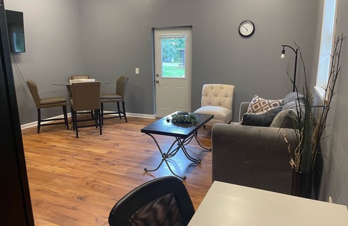Hillsdale Apartment | Charming 1-bedroom apartment with WiFi, AC in pleasant Hillsdale
