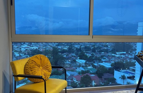 Catedral Apartment | Charming 1-bedroom apartment in San José with fitness room, WiFi