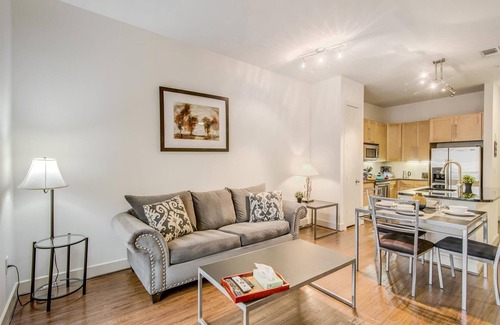 Memorial Apartment | Charming 1-bedroom apartment in pleasant Houston with AC, fitness room