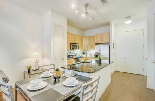 Memorial Apartment | Charming 1-bedroom apartment in pleasant Houston with AC, fitness room