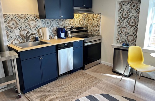Kittery Apartment | Charming 1-bedroom apartment in cool Kittery with WiFi, AC