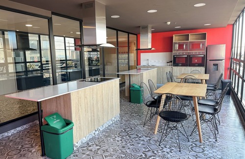 Chapinero Apartment | Charming 1-bedroom apartment with private parking and fitness room in Bogotá