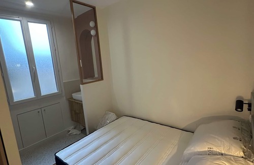Ternes Apartment | Charming 1-bedroom apart in enchanting Paris/15min walk from to Champs Elysees