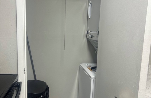 University Apartment | Charming 1-bedroom apartment in lovely Tampa with fitness room, WiFi