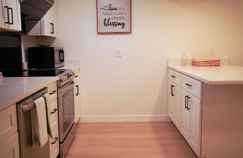 Acres Green House | Charming 1-bedroom at basement in fabulous Lone Tree with WiFi