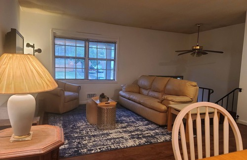 Norcross Bed & Breakfast | Charming 1-bedroom Bed and Breakfast with WiFi and AC in lovely Norcross
