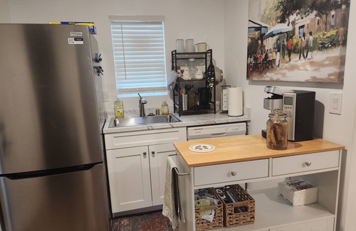 Central Escondido Cottage | Charming 1-bedroom cottage in Escondido's Historic District with AC and more!
