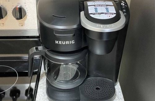 South Pensacola Cottage | Charming 1 bedroom cottage with free parking