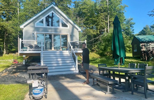 Bridgton Cottage | Charming 1-bedroom cottage in fabulous Bridgton with WiFi, AC, private dock