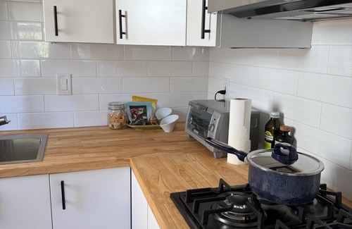 North Berkeley House | Charming 1-bedroom duplex house in Berkeley