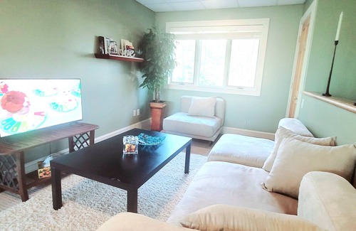 Monroe Apartment | Charming 1-Bedroom duplex apartment in Monroe