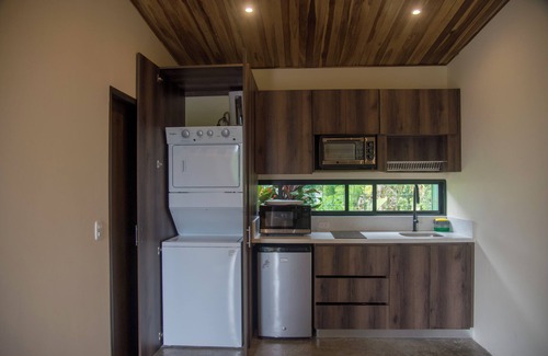 Arenal Hot Springs House | Charming 1-bedroom house with private Hot Tub, AC and WiFi
