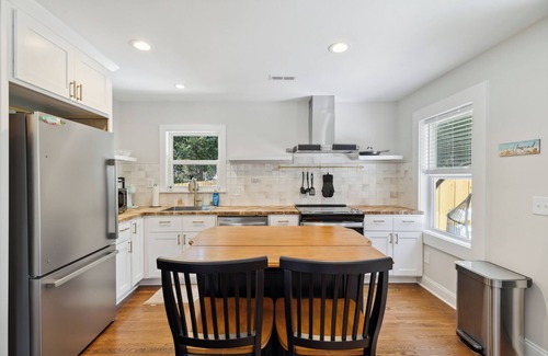 Sunset Park House | Charming 1-bedroom house in Wilmington 5 Minutes From Downtown, 20 to the beach