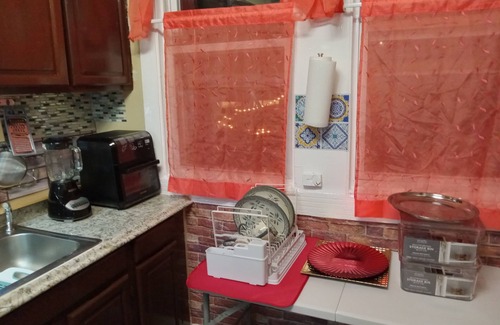 Bushwick House | Charming 1-bedroom house with WiFi and AC in marvelous Brooklyn